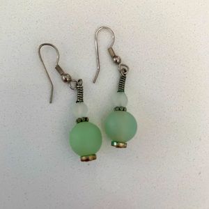 Light green drop earrings